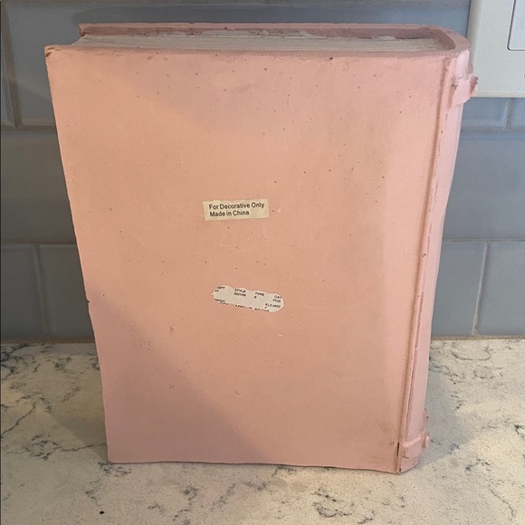 Vintage Inspired Victorian Gothic Fortune Teller Halloween Faux Resin Book NWOT - Picture 4 of 8